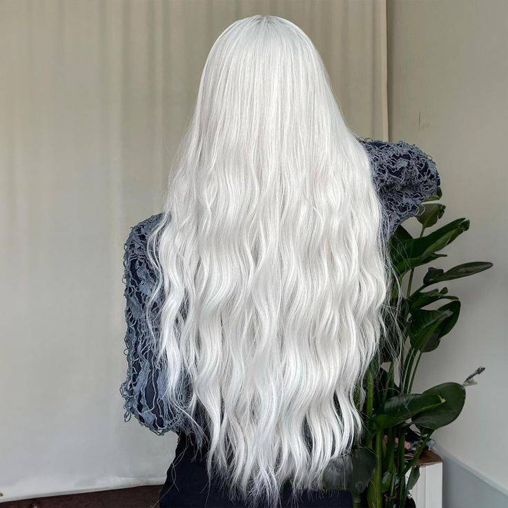 کلاه گیس نقره ای بلند