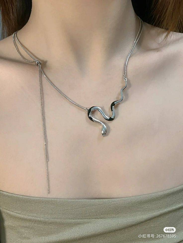 گردنبند مار