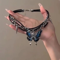 چوکر گاثیک پروانه 
